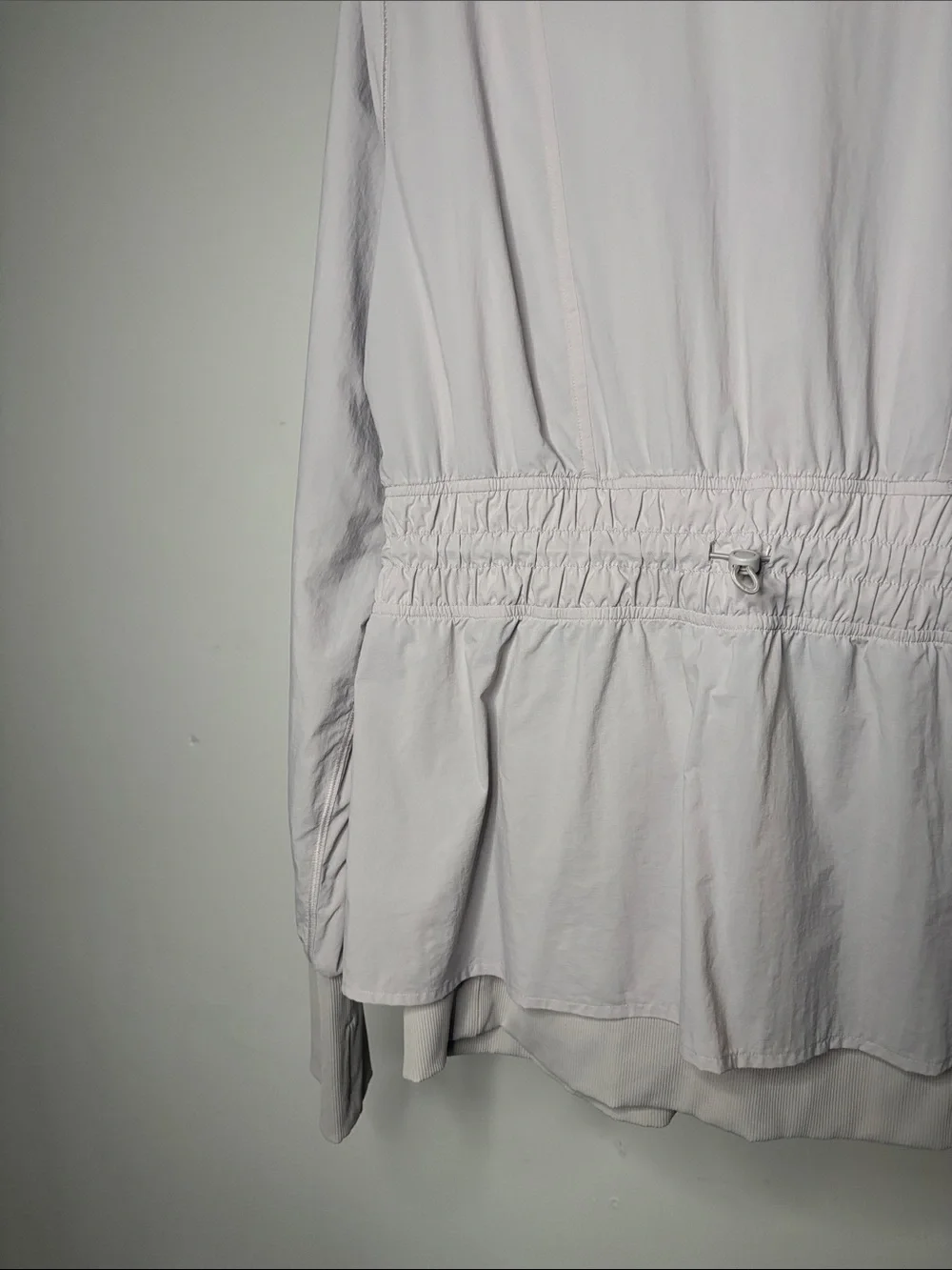Lululemon Sights Seen Jacket in Chrome Size 12